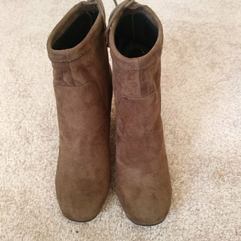Shoe